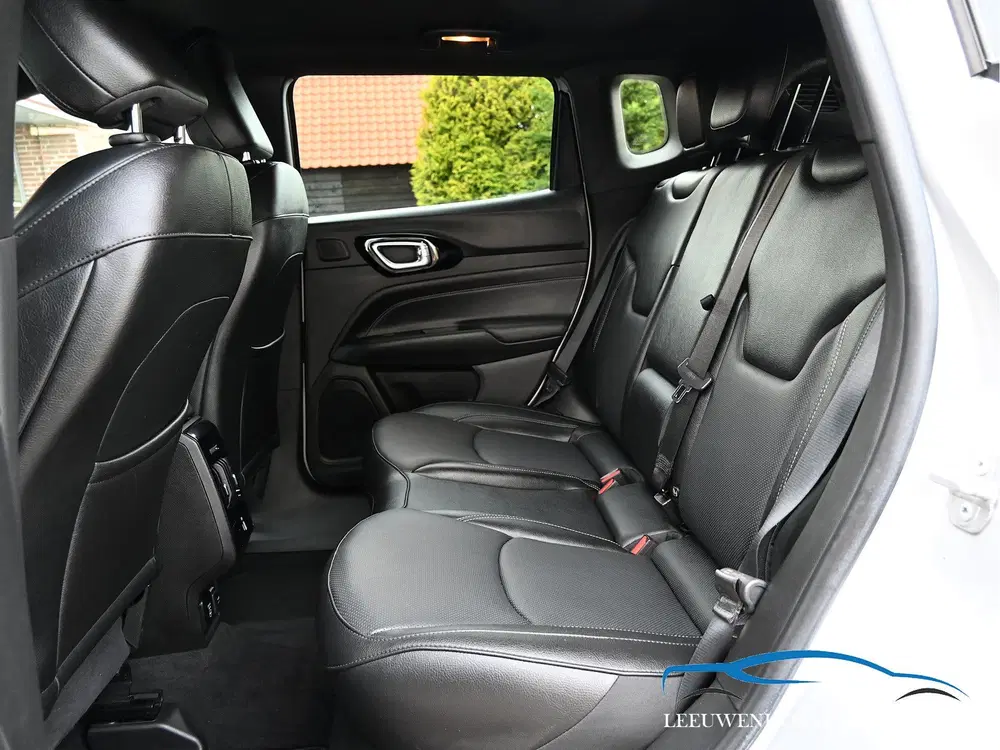 Jeep Compass 4xe 240 Plug-in Hybrid Electric S uit 2022, foto 11