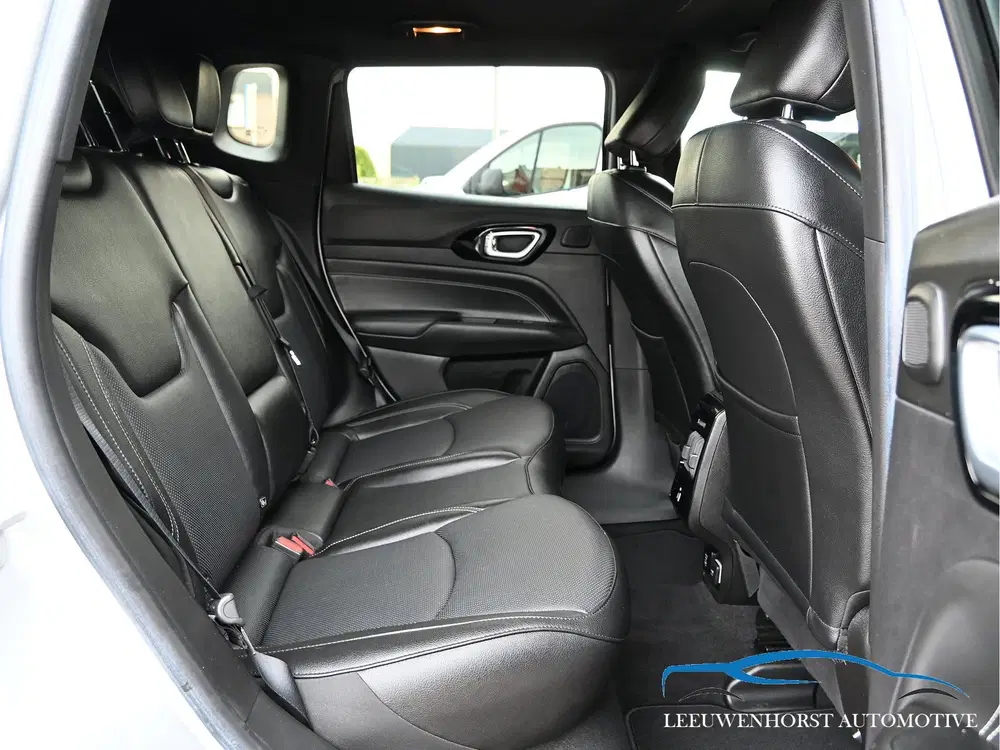 Jeep Compass 4xe 240 Plug-in Hybrid Electric S uit 2022, foto 13