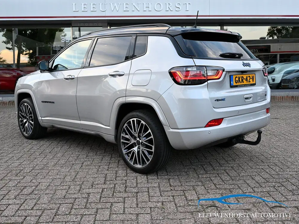 Jeep Compass 4xe 240 Plug-in Hybrid Electric S uit 2022, foto 4