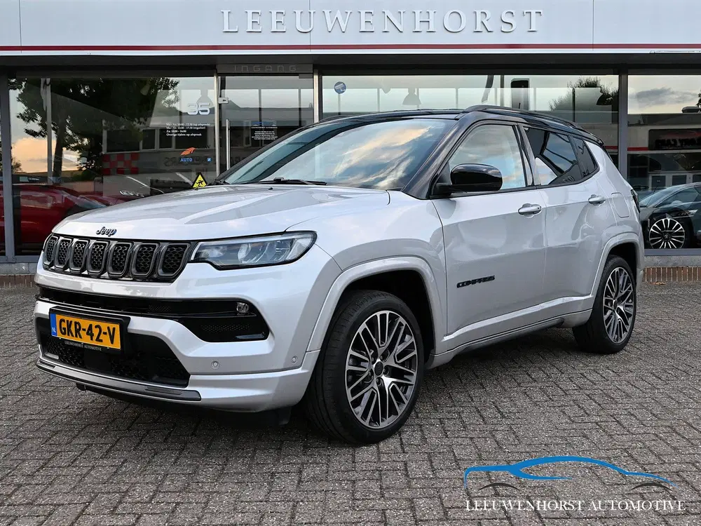 Jeep Compass 4xe 240 Plug-in Hybrid Electric S uit 2022, foto 6