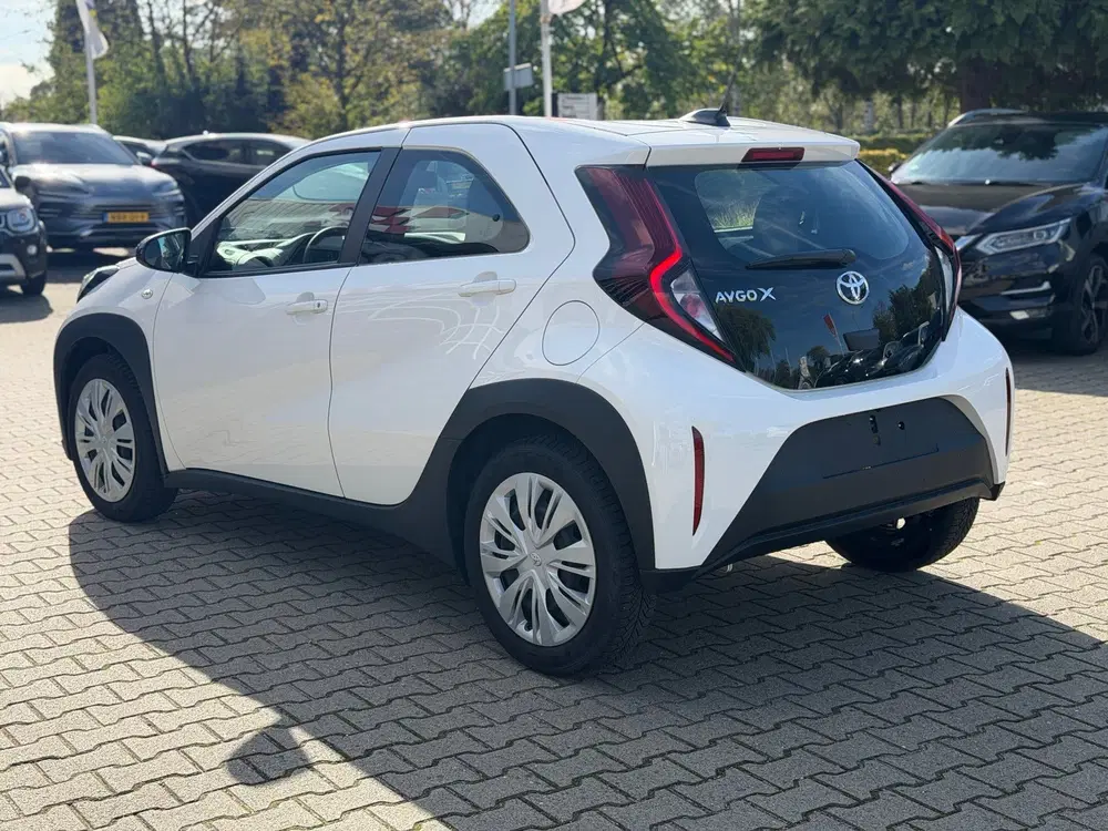 Toyota Aygo X 1.0 VVT-i S-CVT Play Automaat (BOVAG uit 2026, foto 8