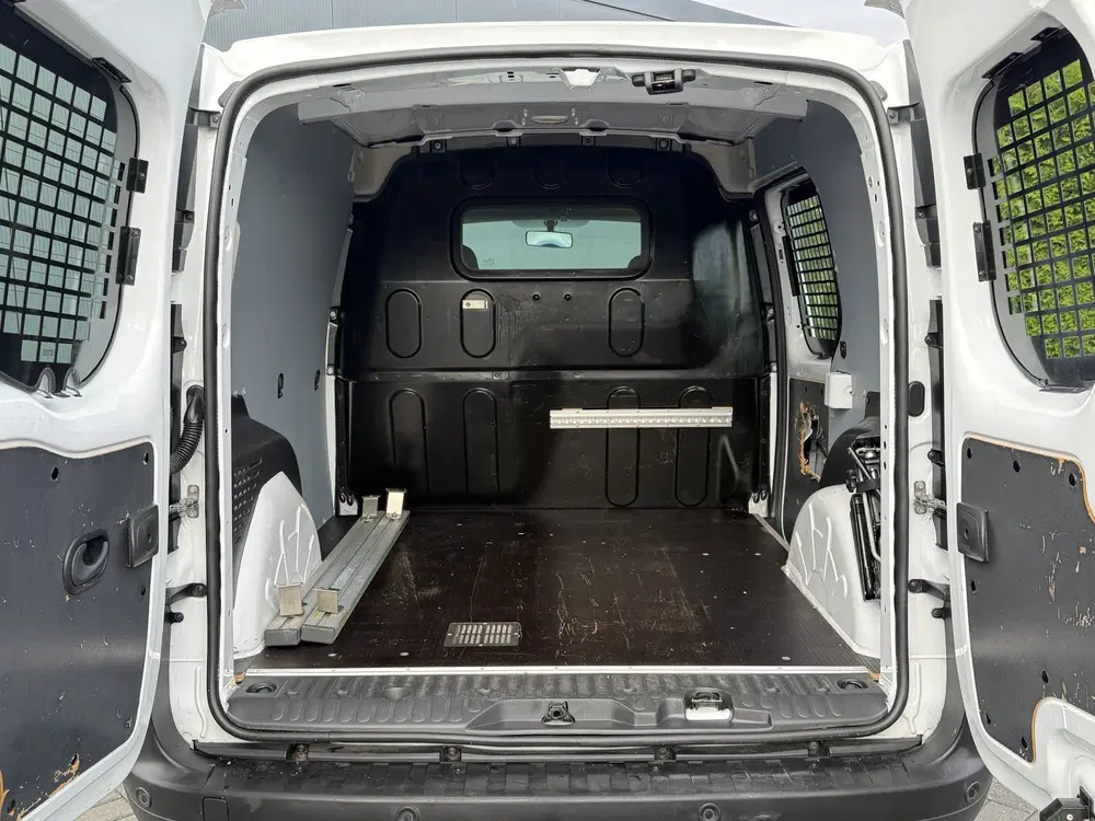 Renault Kangoo 1.5 dCi uit 2021, foto 8
