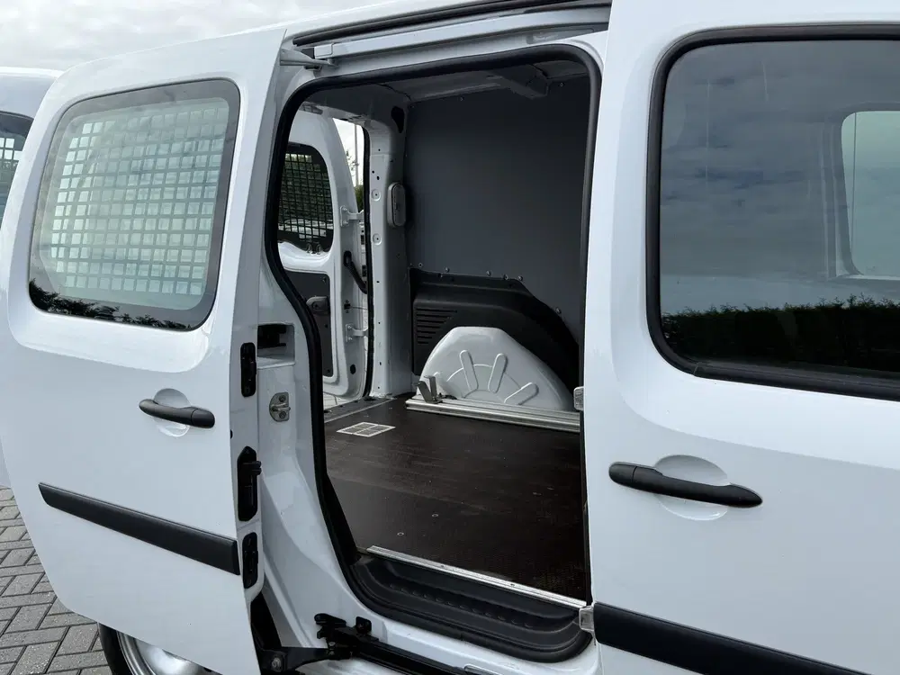 Renault Kangoo 1.5 dCi uit 2021, foto 9