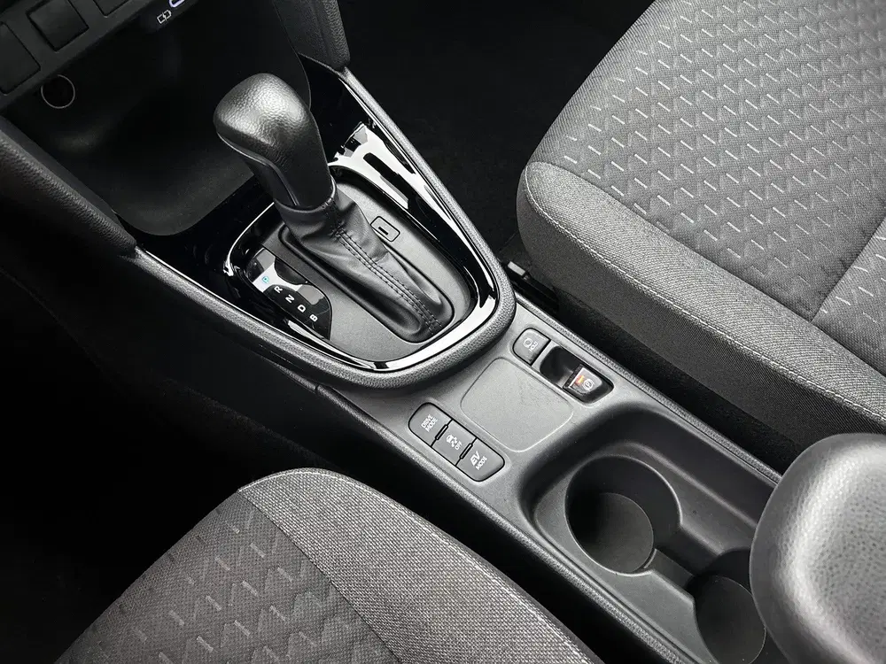 Toyota Yaris Cross 1.5 Hybrid 115 First Edition uit 2025, foto 11