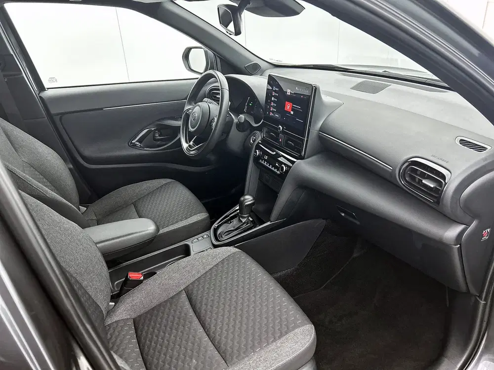 Toyota Yaris Cross 1.5 Hybrid 115 First Edition uit 2025, foto 6