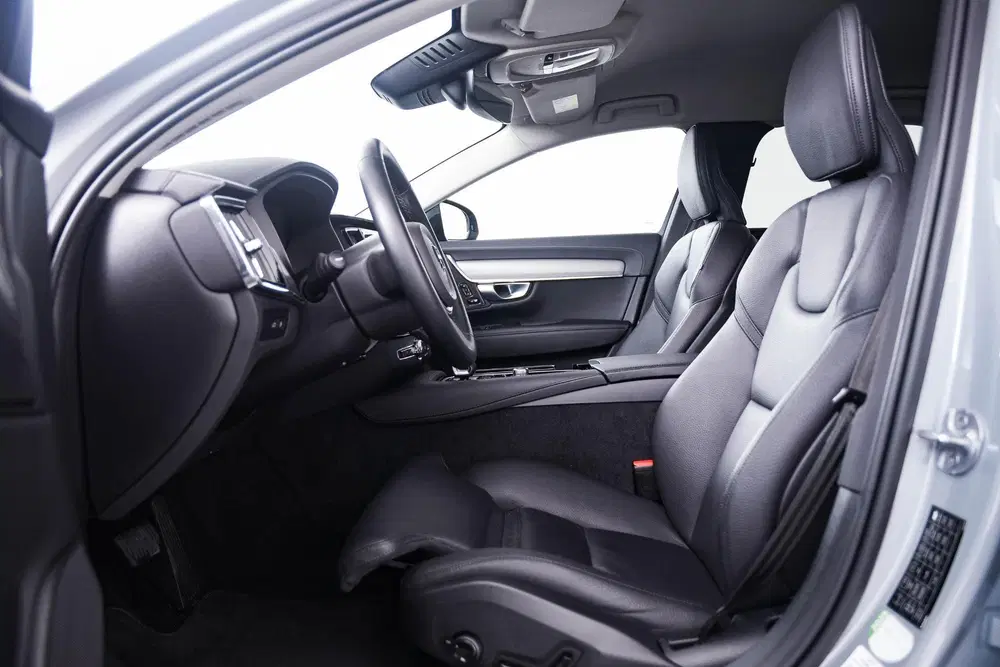 Volvo V90 2.0 T6 Plug-in hybrid AWD Plus Dark Trekha uit 2023, foto 4
