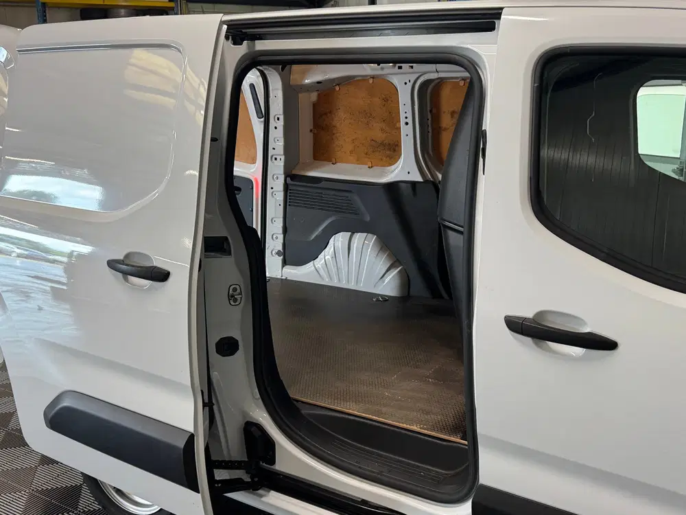 Fiat Doblo Cargo 1.2 Turbo 81kw uit 2023, foto 4