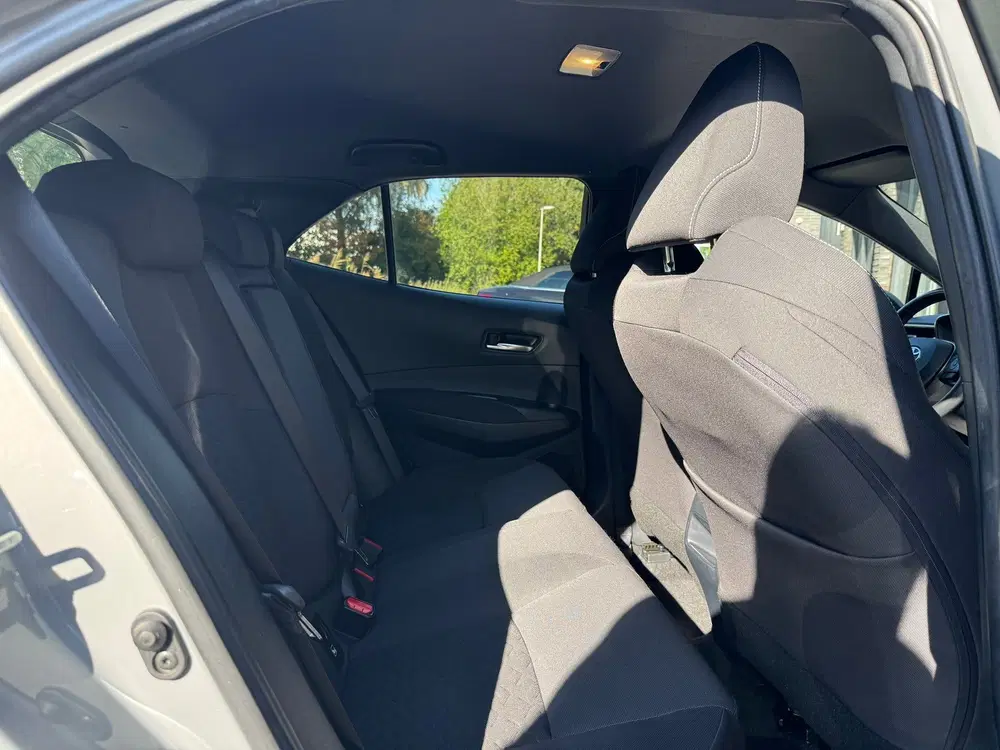 Toyota Corolla 2.0 Hybrid First Edition Camera uit 2019, foto 10