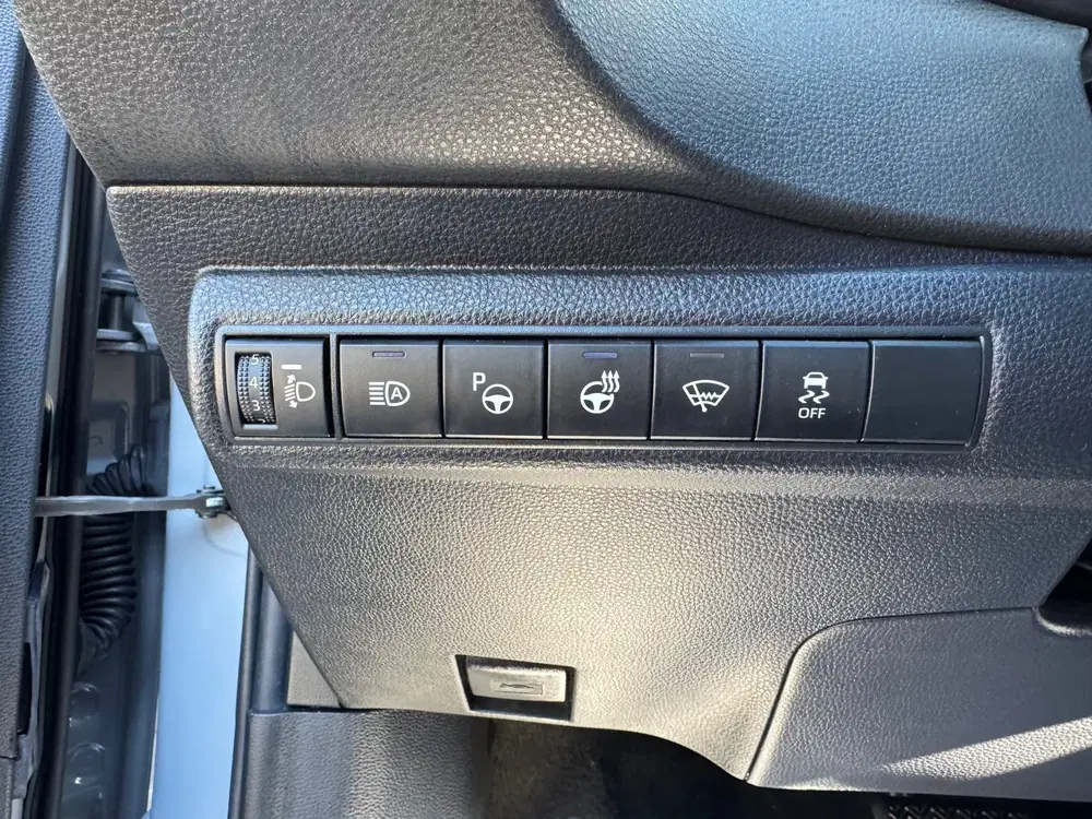 Toyota Corolla 2.0 Hybrid First Edition Camera uit 2019, foto 14