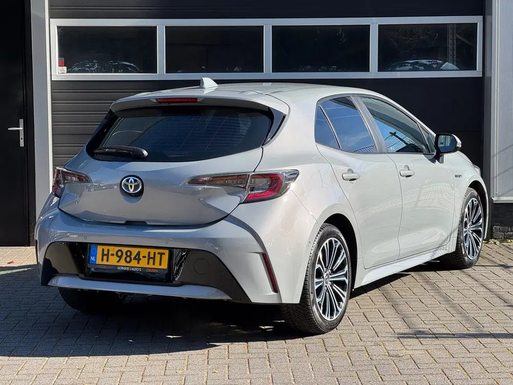 Toyota Corolla 2.0 Hybrid First Edition Camera uit 2019, foto 4
