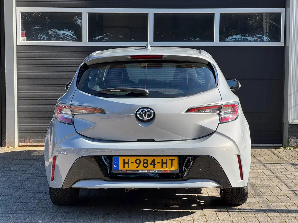 Toyota Corolla 2.0 Hybrid First Edition Camera uit 2019, foto 5