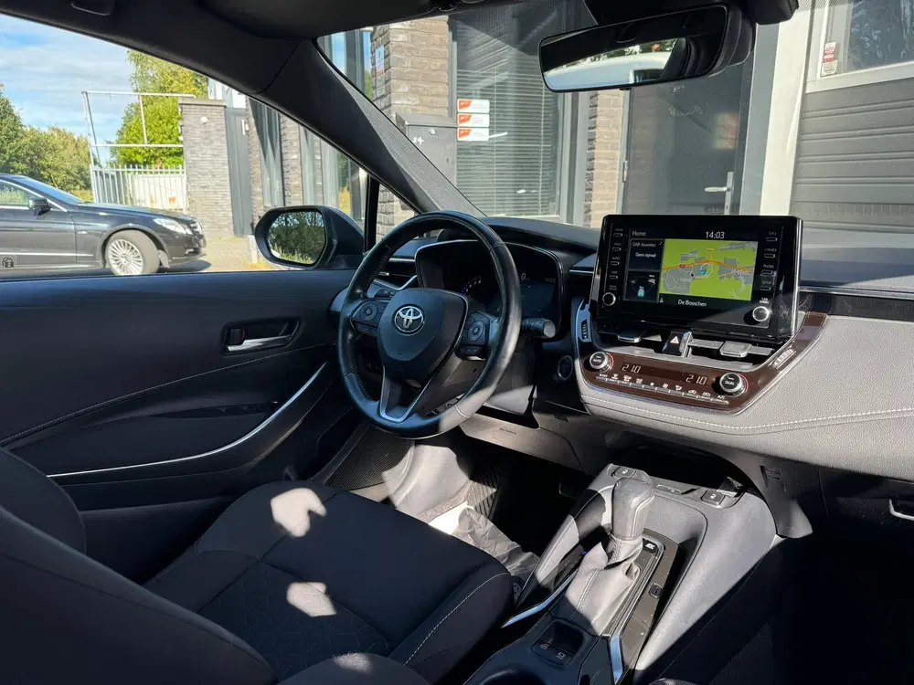 Toyota Corolla 2.0 Hybrid First Edition Camera uit 2019, foto 9