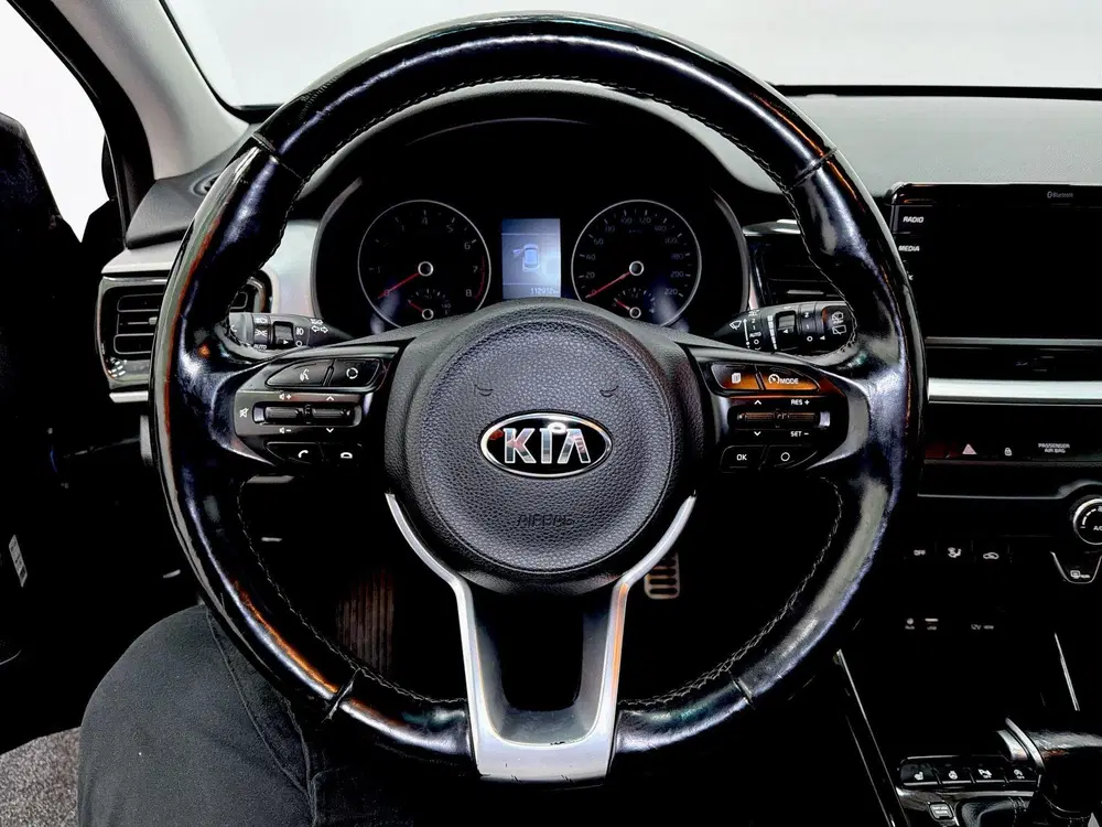 Kia Stonic 1.0 T-GDi ExecutiveLine uit 2019, foto 2