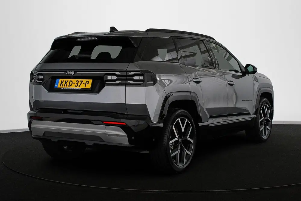 Jeep Compass First Edition 74 kWh Panoramadak 360 Camer uit 2026, foto 3