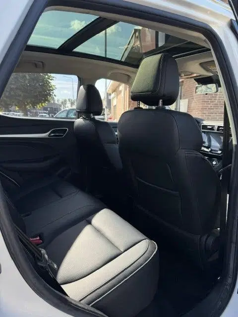 MG ZS ZS Electric 143pk 2020 Wit Panoramadak uit 2020, foto 8