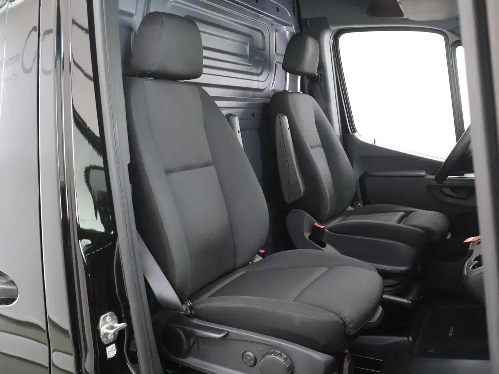 Mercedes-Benz Sprinter 315 CDI uit 2024, foto 10