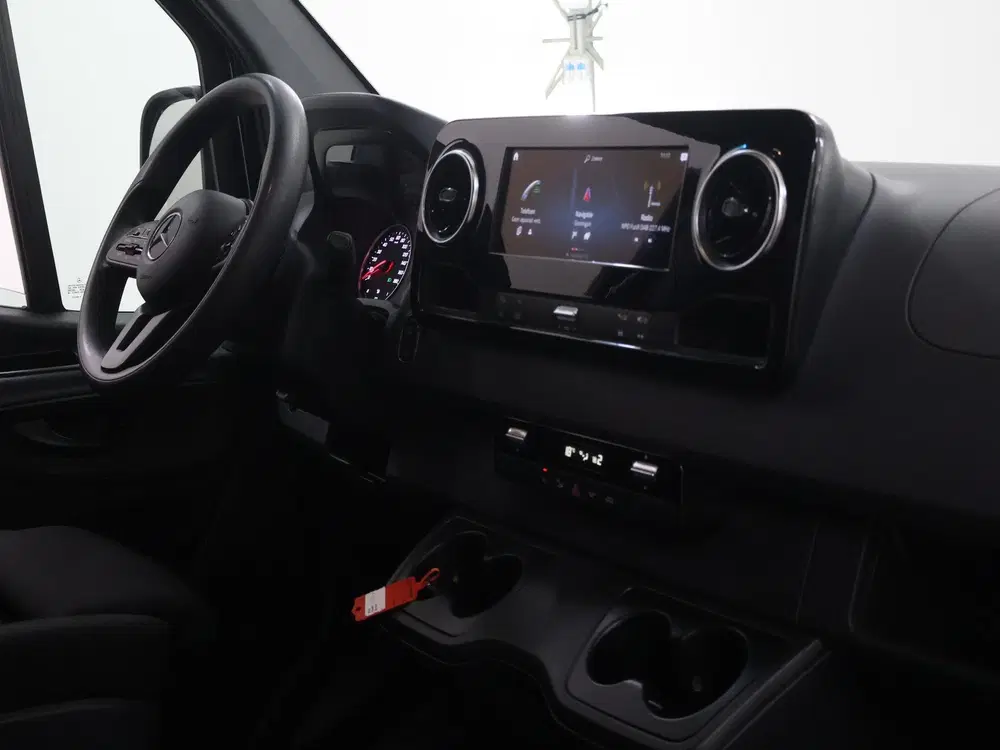 Mercedes-Benz Sprinter 315 CDI uit 2024, foto 9