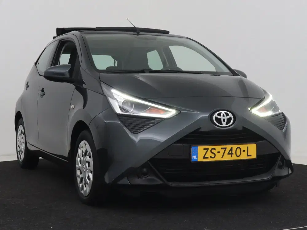 Toyota Aygo 1.0 VVT-i x-play Automaat uit 2019, foto 15