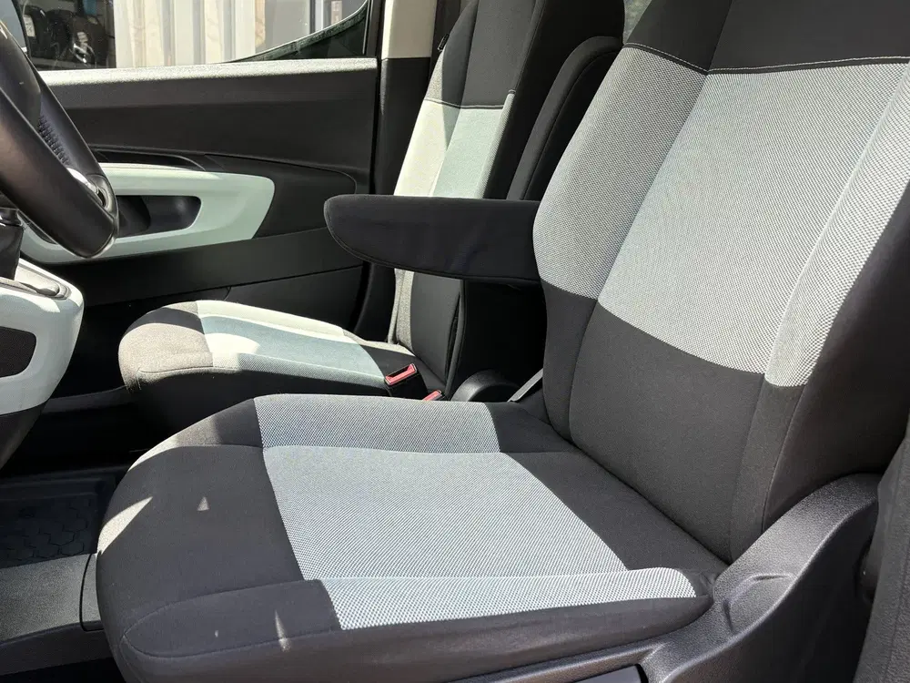 Citroën Berlingo 1.2 PureTech Feel 7p. uit 2019, foto 11