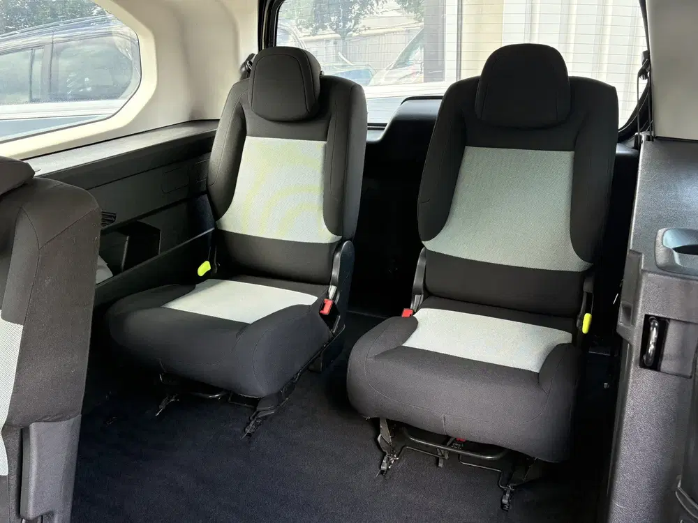 Citroën Berlingo 1.2 PureTech Feel 7p. uit 2019, foto 13