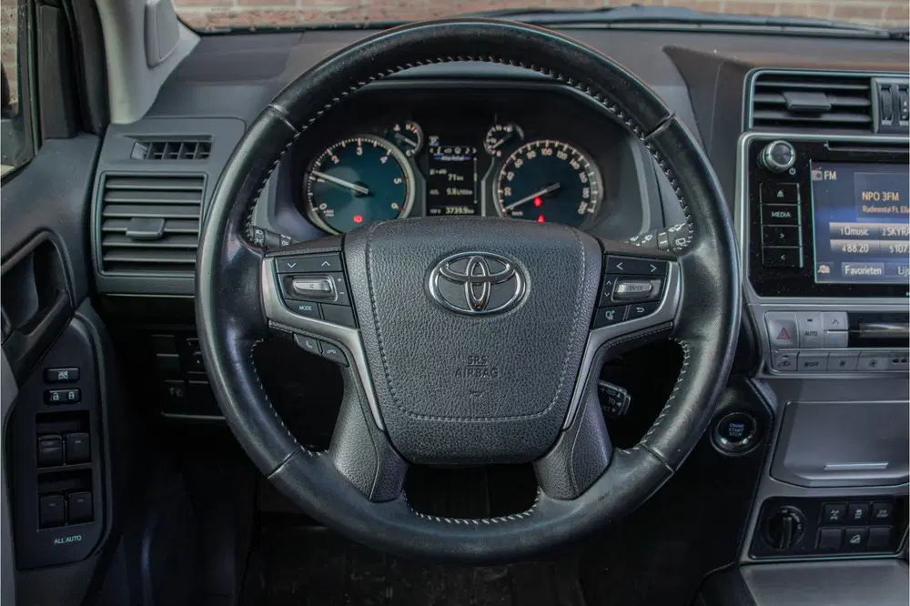 Toyota Land Cruiser 2.8 D-4D-F Blind Van uit 2021, foto 11