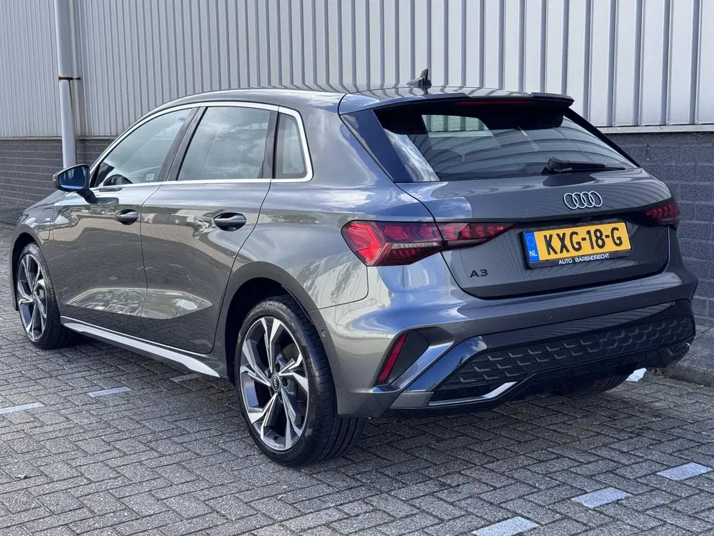 Audi A3 40 TFSI e S edition 2x S-Line uit 2025, foto 3