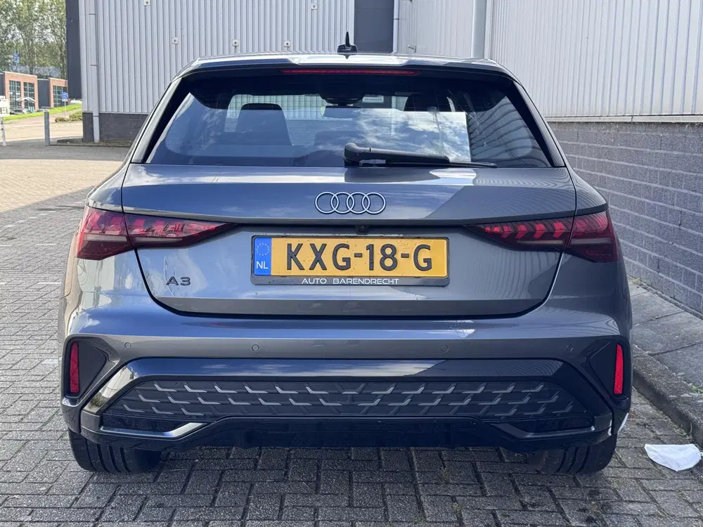 Audi A3 40 TFSI e S edition 2x S-Line uit 2025, foto 4