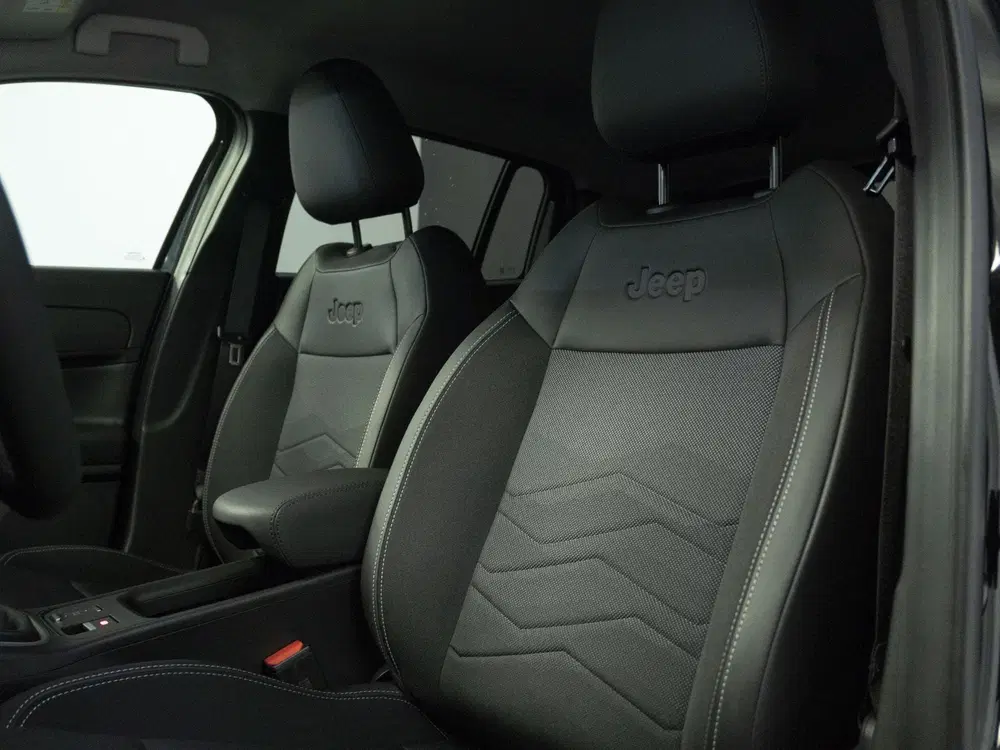 Jeep Avenger 1.2 Longitude uit 2025, foto 2