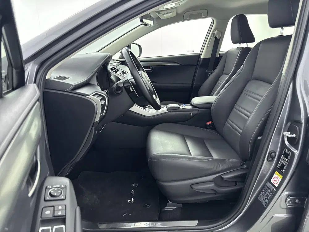 Lexus NX 300h AWD Business Line Pro uit 2020, foto 7