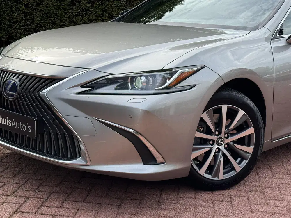 Lexus ES 300h DEALER ONDERHOUDEN *Nette Auto* uit 2020, foto 3
