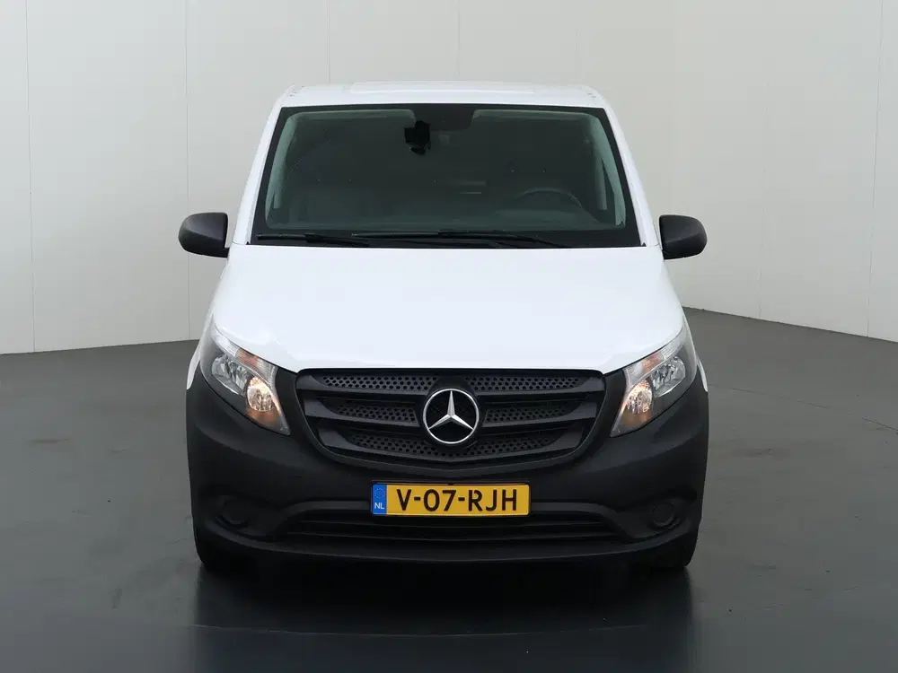 Mercedes-Benz Vito 114 CDI uit 2024, foto 3