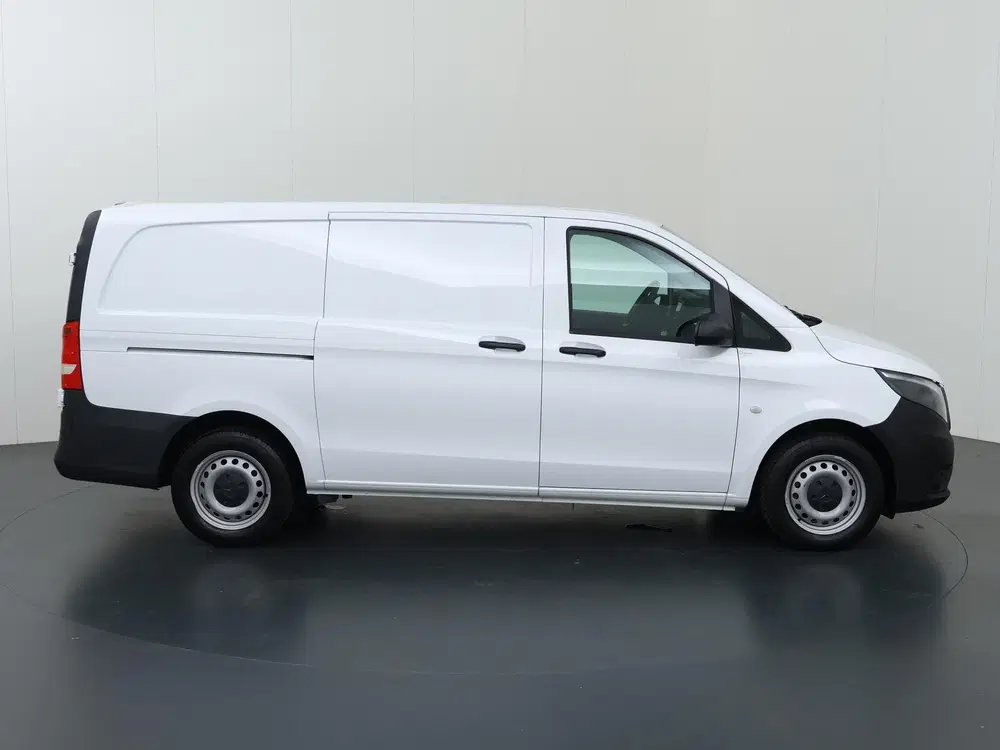 Mercedes-Benz Vito 114 CDI uit 2024, foto 6