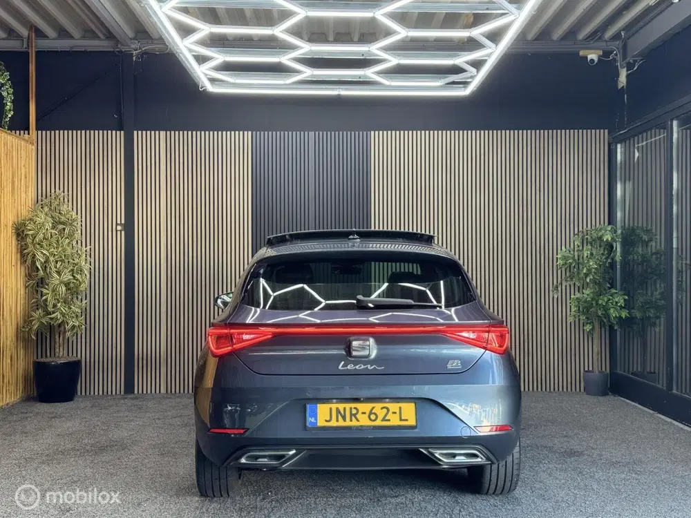 SEAT Leon 1.4 TSI eHybrid FR uit 2021, foto 6