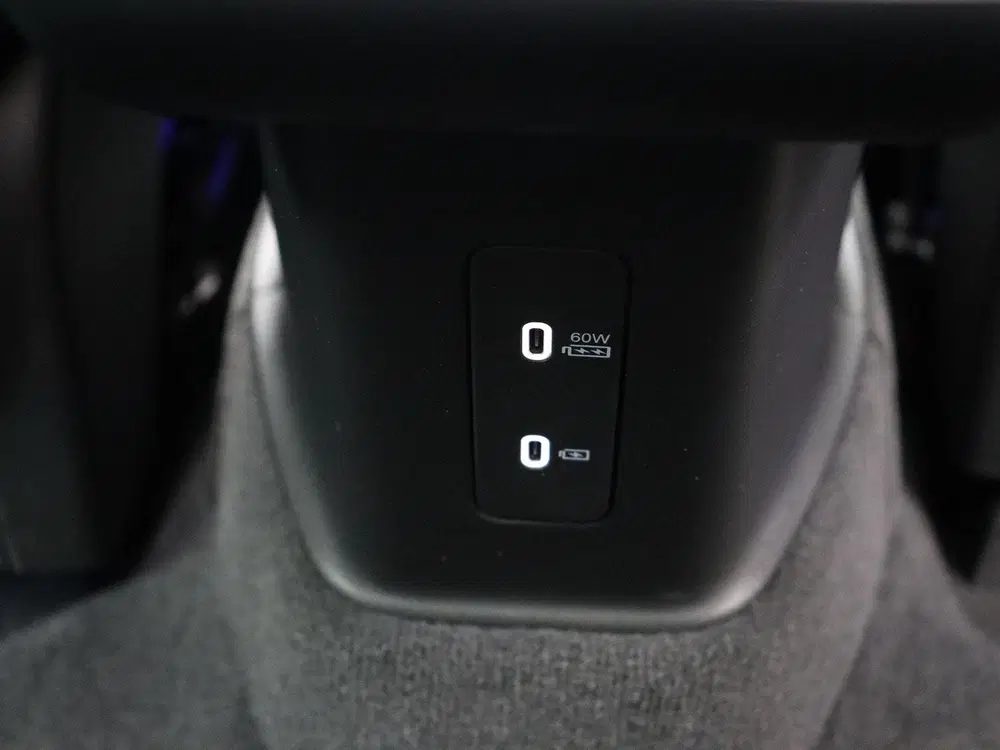 Polestar 4 Long Range Single motor 100 kWh uit 2024, foto 5