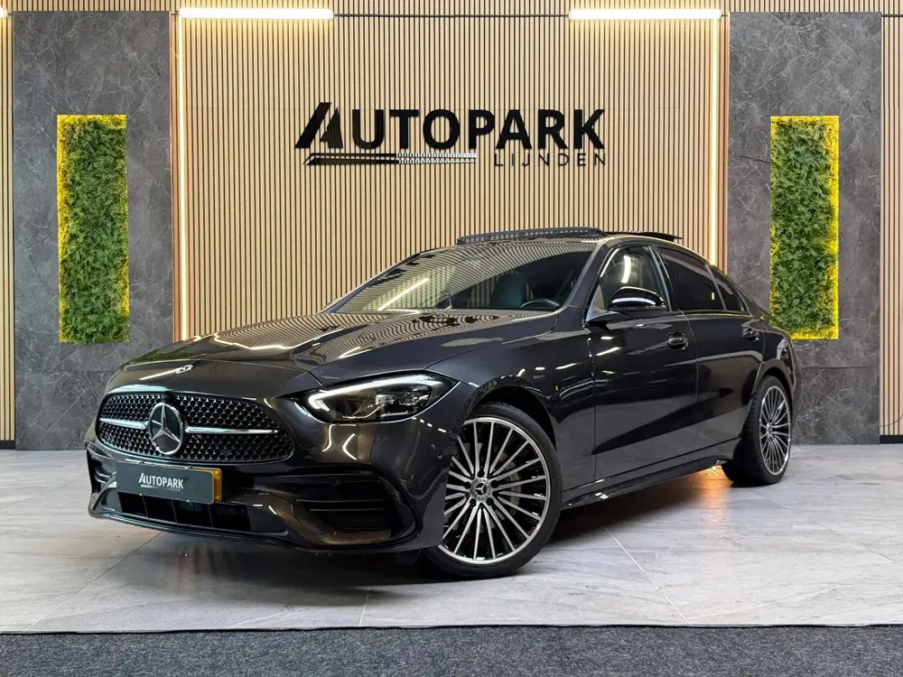 Mercedes-Benz C-Klasse 300 e AMG LINE uit 2022
