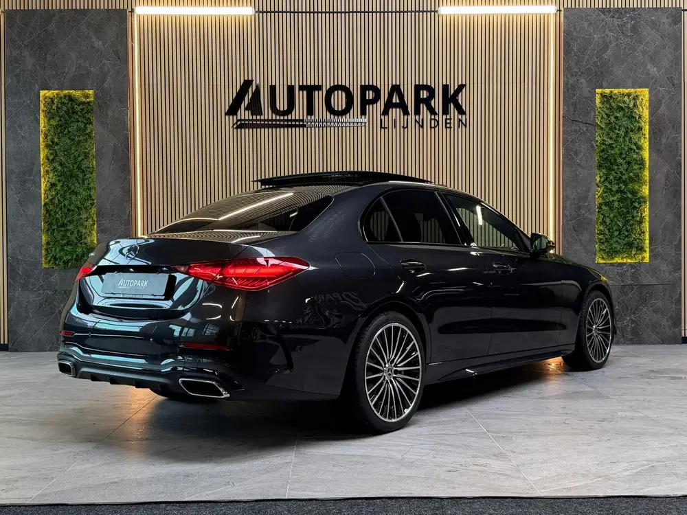 Mercedes-Benz C-Klasse 300 e AMG LINE uit 2022, foto 6