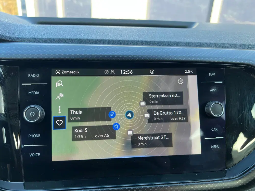Volkswagen T-Cross 1.0 TSI Life Navi Trekhaak Automaat Cruis uit 2021, foto 6