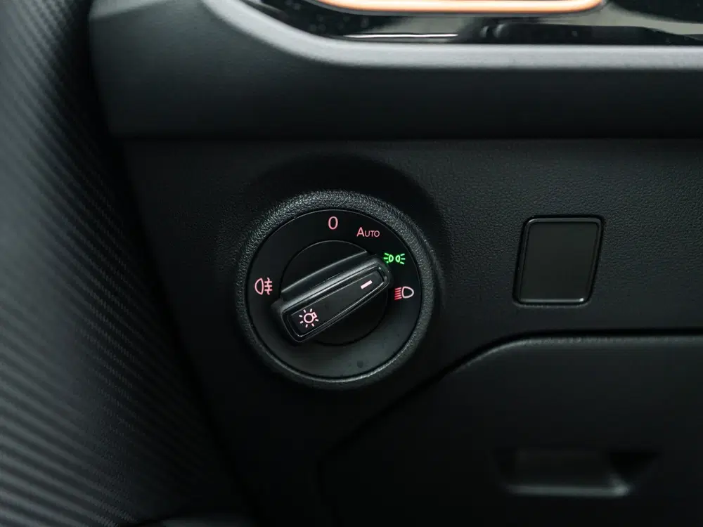 SEAT Leon 2.0 TSI CUPRA R 4DRIVE BLACKNESS GREY CARB uit 2019, foto 12