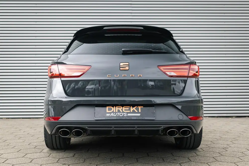 SEAT Leon 2.0 TSI CUPRA R 4DRIVE BLACKNESS GREY CARB uit 2019, foto 4