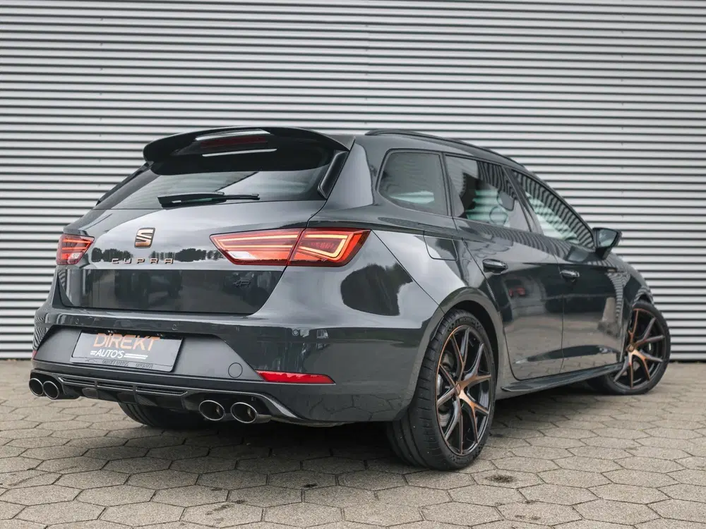 SEAT Leon 2.0 TSI CUPRA R 4DRIVE BLACKNESS GREY CARB uit 2019, foto 5