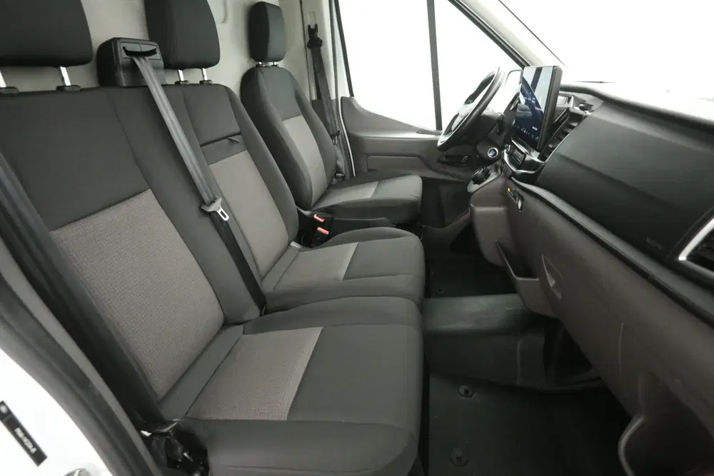 Ford Transit E-Transit 68 kWh L3H3 uit 2023, foto 12