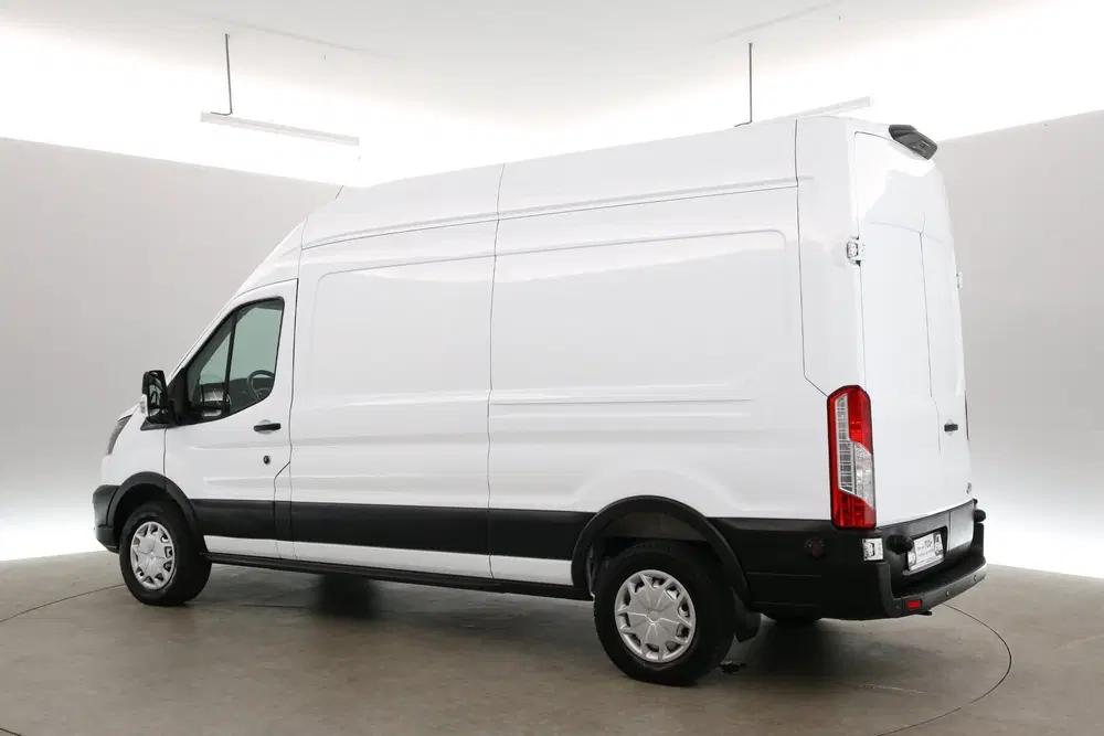 Ford Transit E-Transit 68 kWh L3H3 uit 2023, foto 4