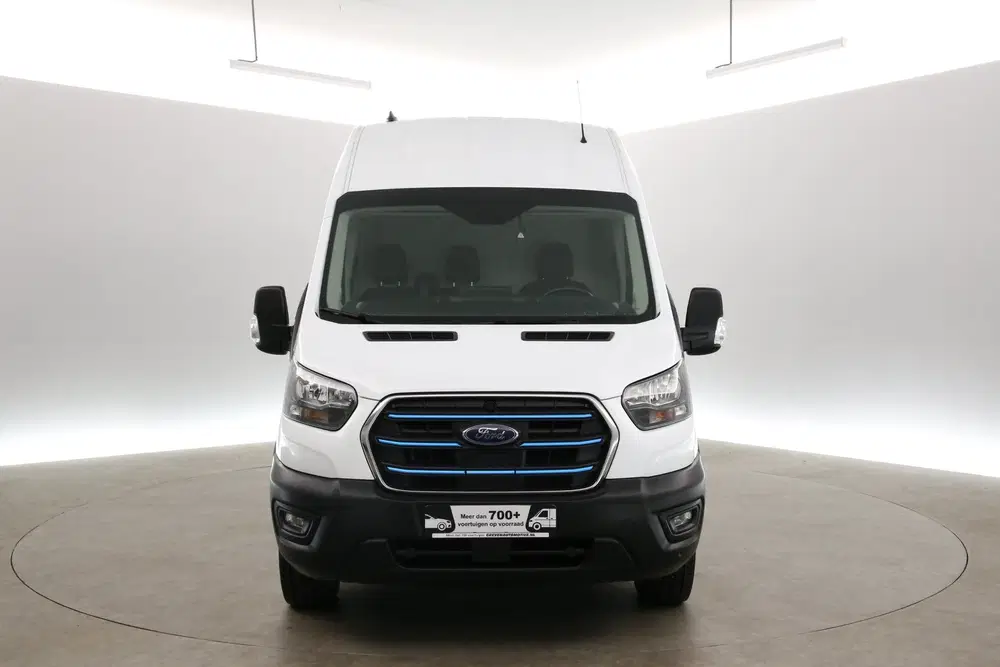 Ford Transit E-Transit 68 kWh L3H3 uit 2023, foto 9