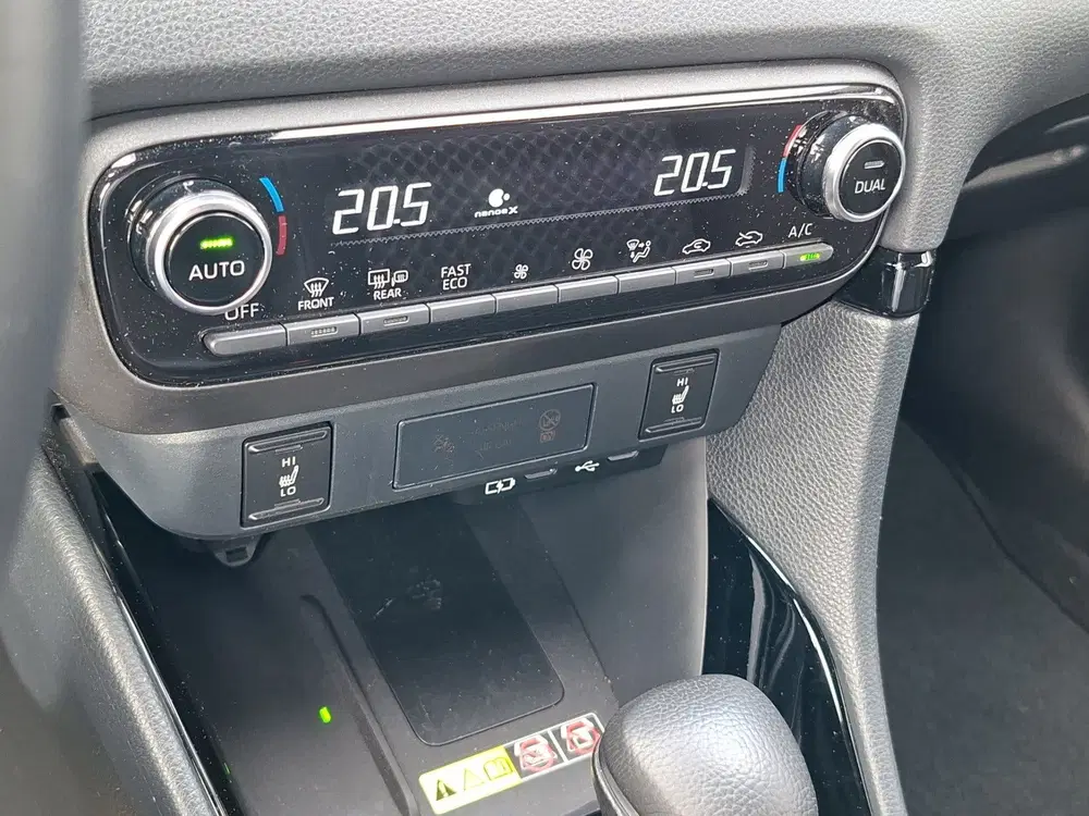 Toyota Yaris 1.5 Hybrid 130 Executive + uit 2024, foto 9