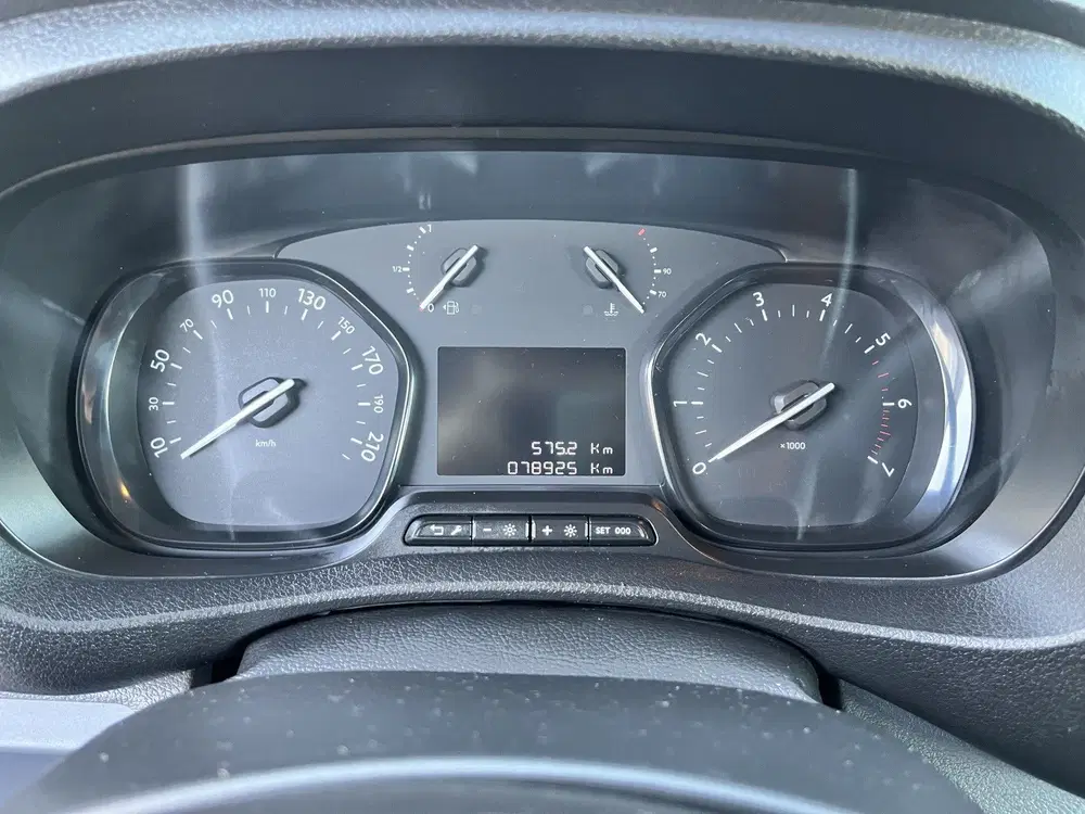 Citroën Jumpy 1.5 BleuHDi XL Marge BTW en BPM vrij Airco uit 2019, foto 12