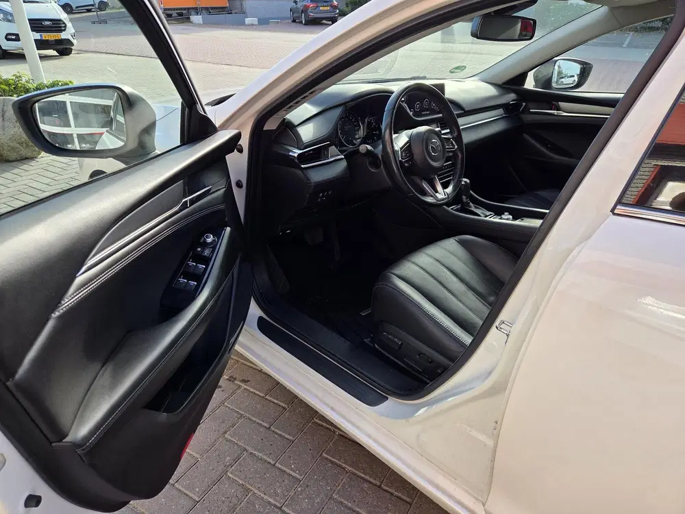 Mazda 6 2.5 SkyActiv-G 194 Signature uit 2020, foto 9