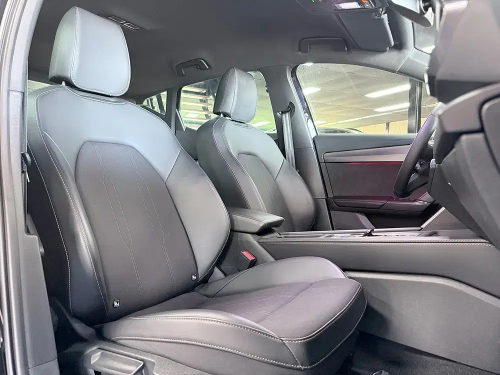 Cupra Formentor 1.5 TSI e-Hybrid Business VZ Keyless uit 2024, foto 13