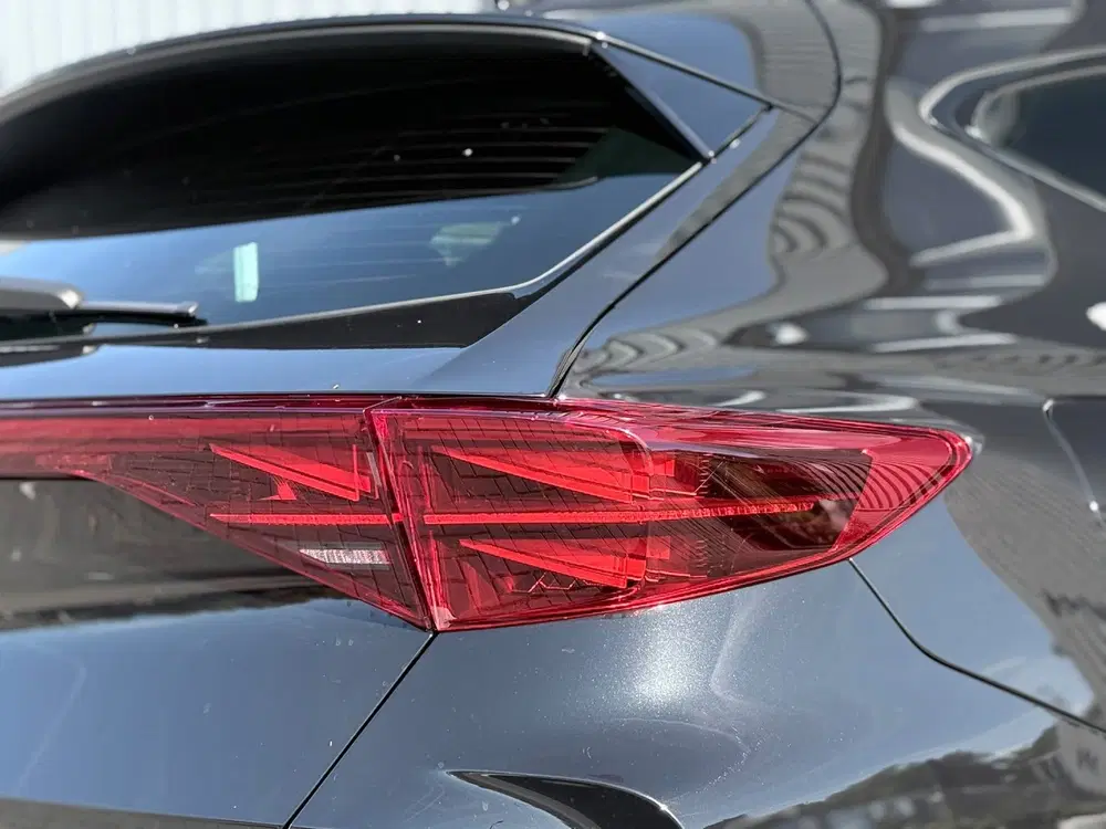 Cupra Formentor 1.5 TSI e-Hybrid Business VZ Keyless uit 2024, foto 8