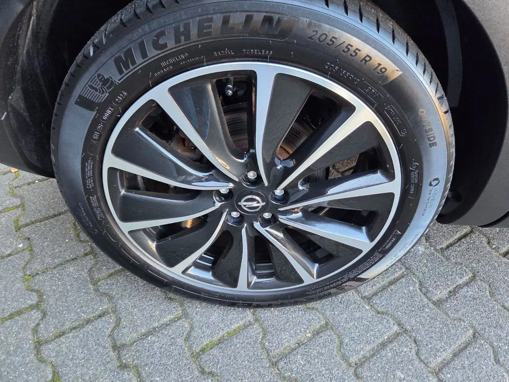 Opel Grandland 1.6 Turbo Hybrid4 Business Executive uit 2020, foto 13
