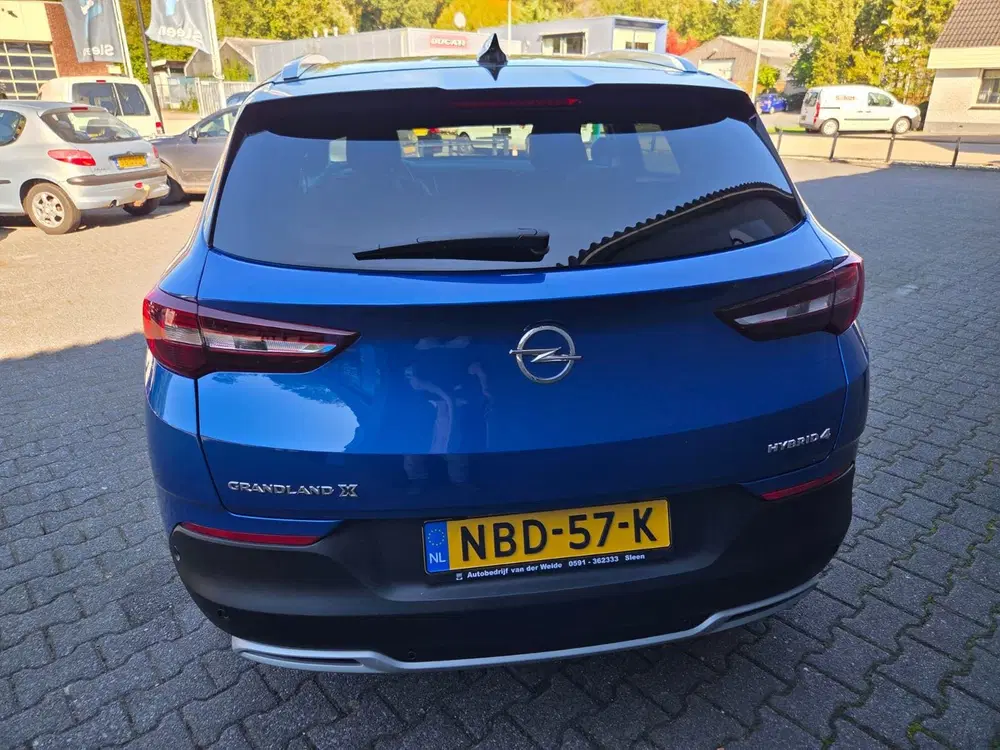 Opel Grandland 1.6 Turbo Hybrid4 Business Executive uit 2020, foto 2